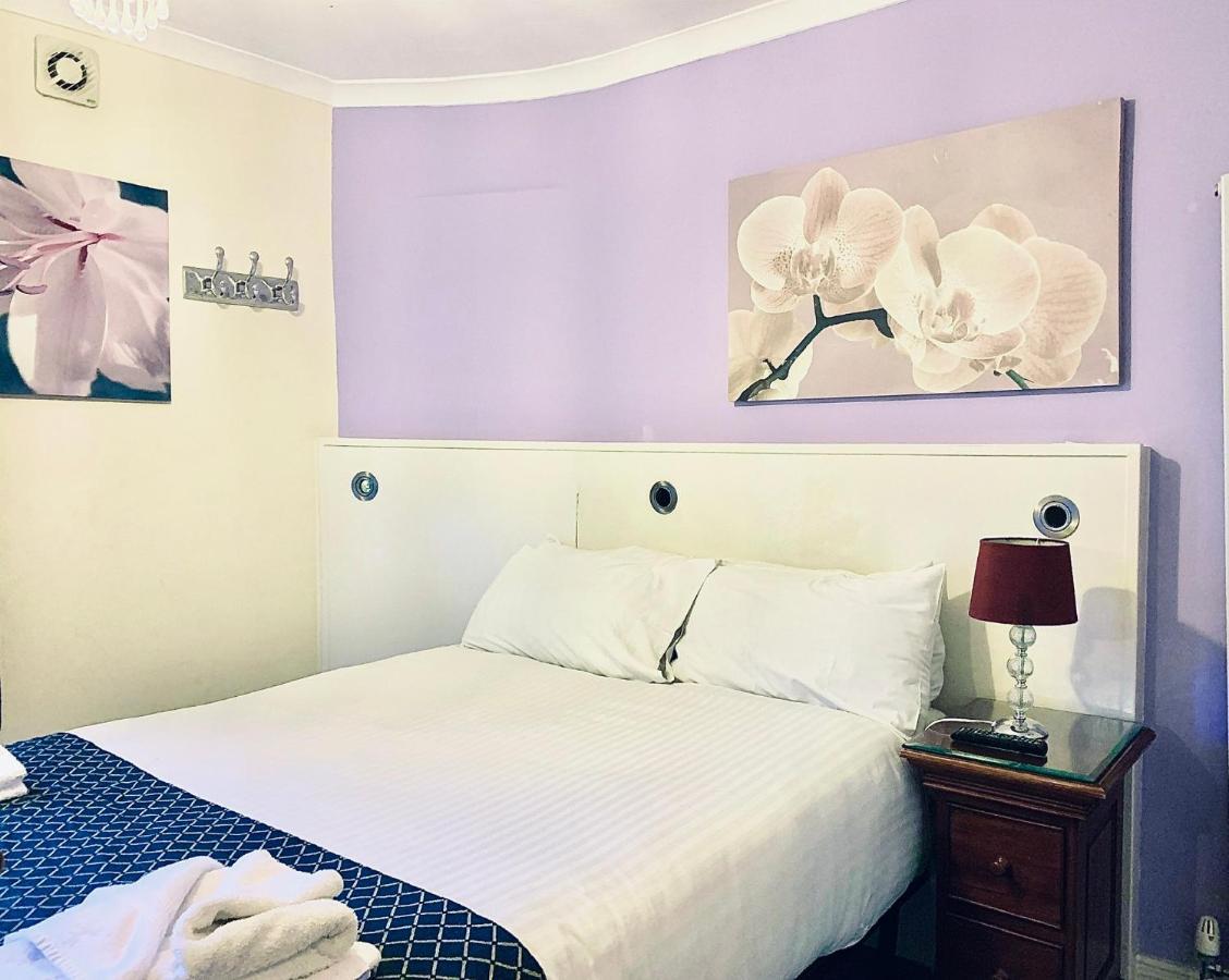 Luton Hotel Residence Bagian luar foto