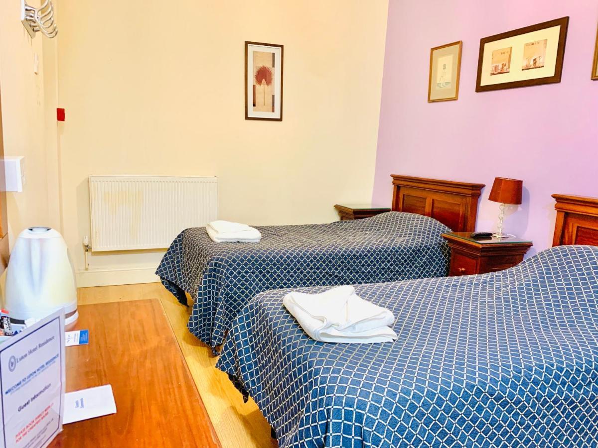 Luton Hotel Residence Bagian luar foto